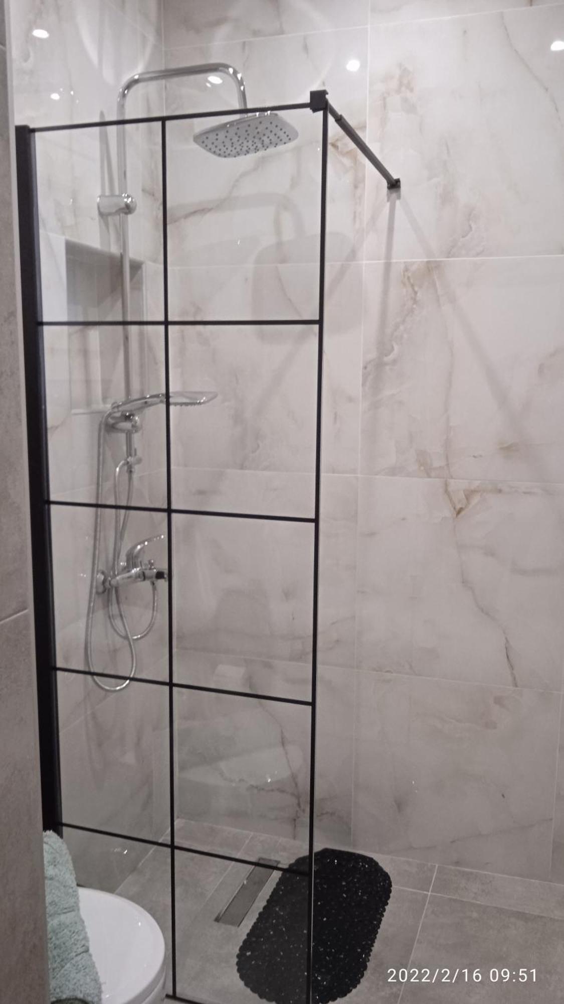 Lusso Apartment - City Center Верия Экстерьер фото